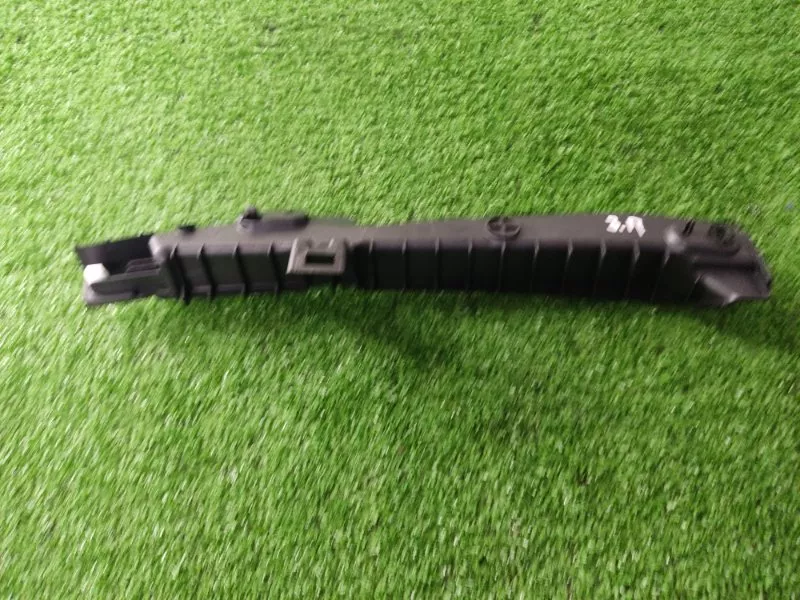 Кронштейн кузова