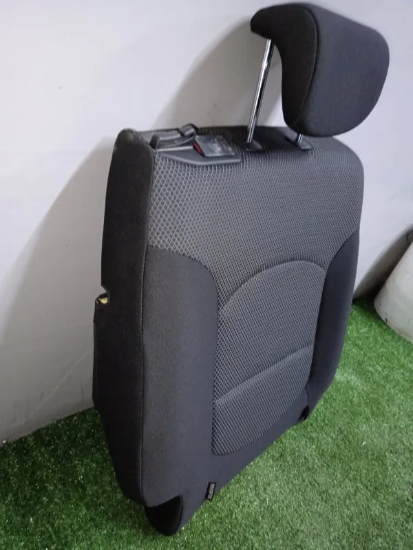 Спинка сиденья