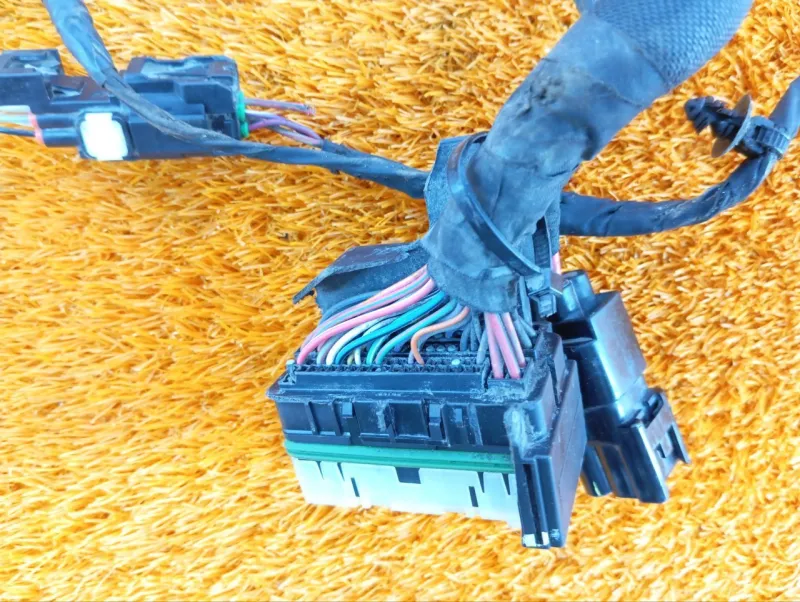 Проводка подкапотная