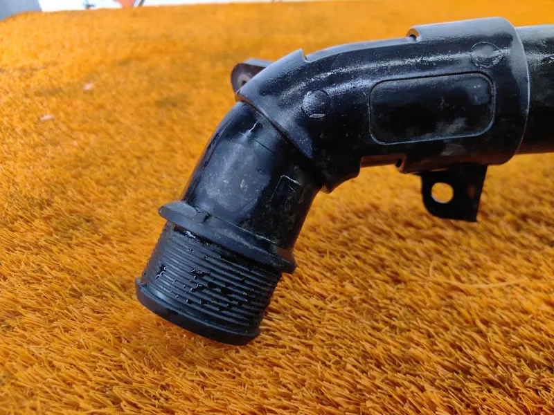 Патрубок интеркулера