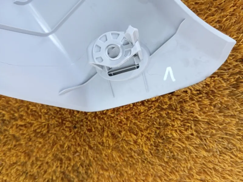 Накладка на стойку кузова