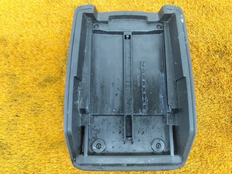 Подлокотник