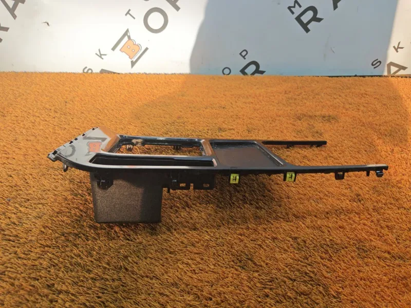 Накладка центральной консоли