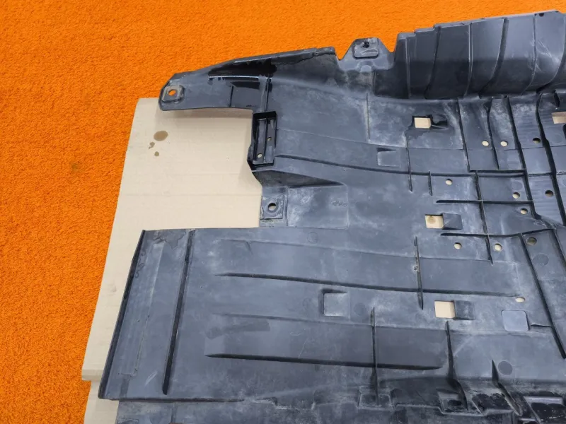 Защита днища кузова