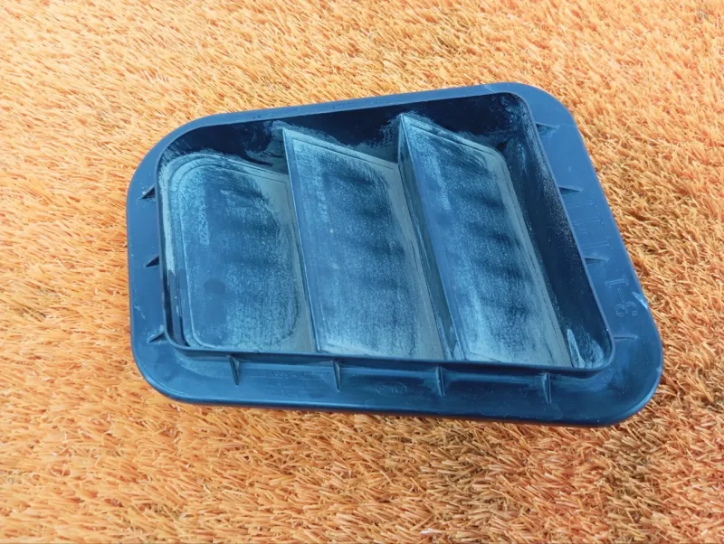 Решетка вентиляционная