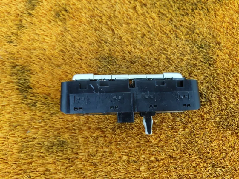 Блок кнопок Chery Tiggo 7 PRO 2023 808000432AA SQRE4T15C