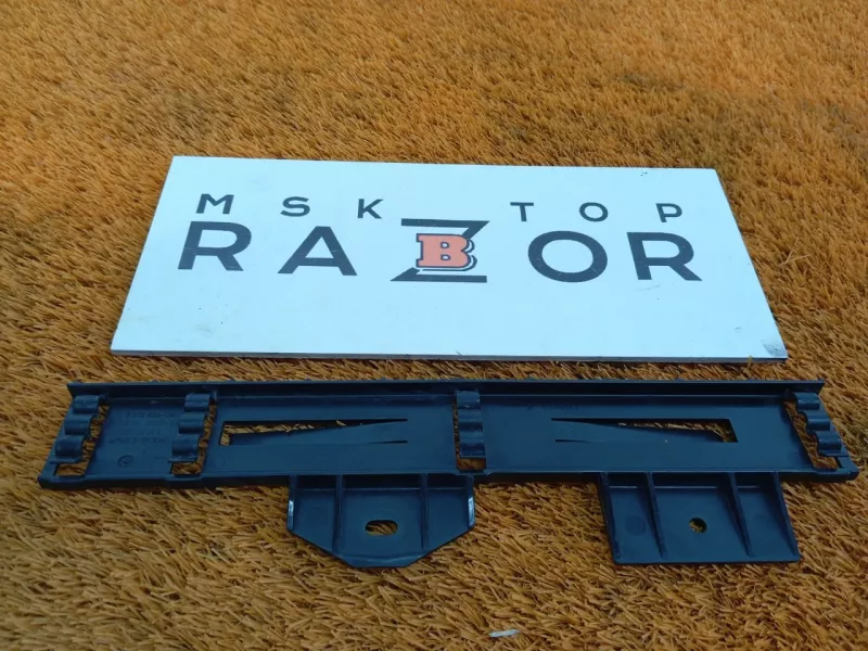 Кронштейн BMW X3 2018 13628573934 G01 B47