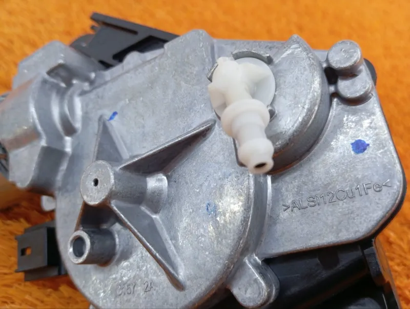 Моторчик стеклоочистителя