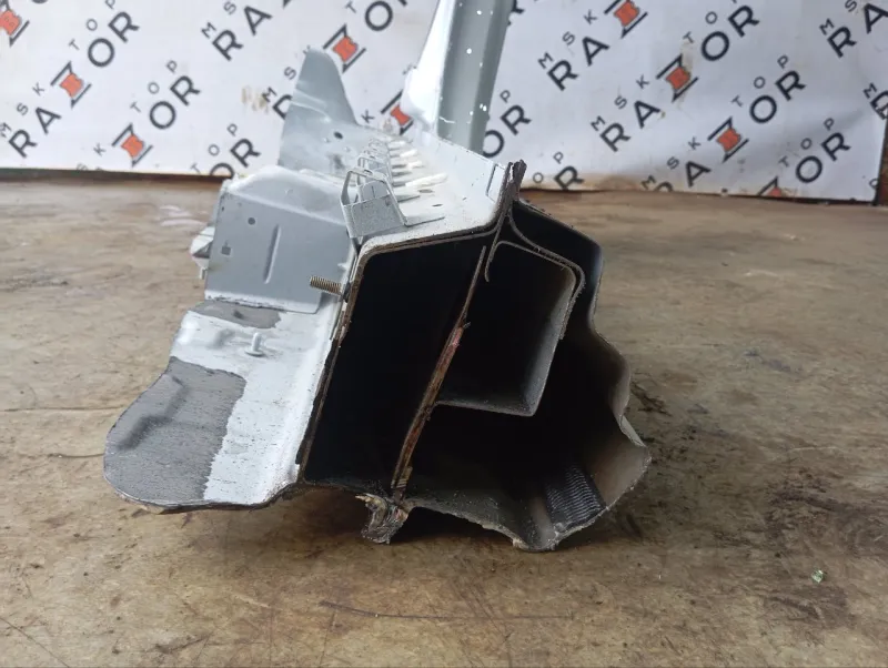 Порог с центральной стойкой Audi A4 2020 8W5809847A 5 (B9) DBPA (CVKB), левый