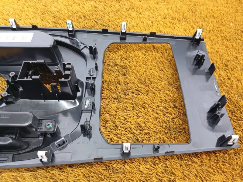 Накладка центральной консоли