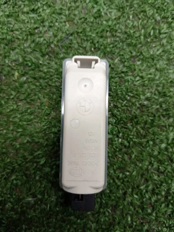 Плафон подсветки багажника