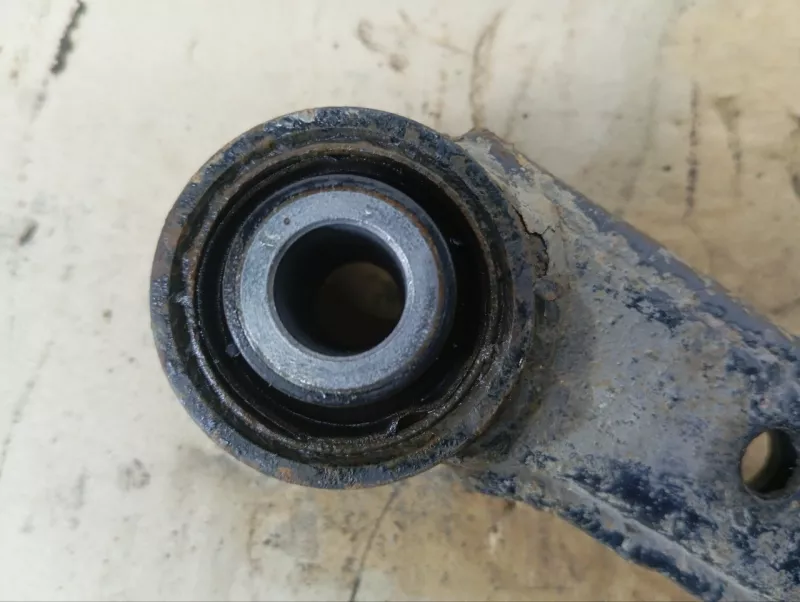 Рычаг подвески