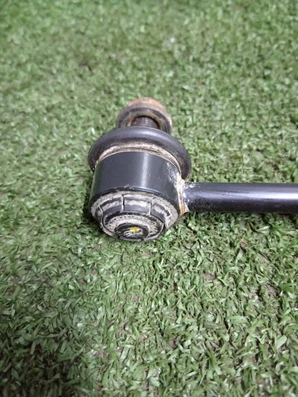 Стойка стабилизатора