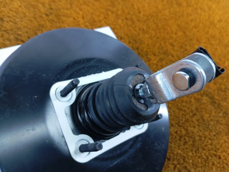 Усилитель тормозов