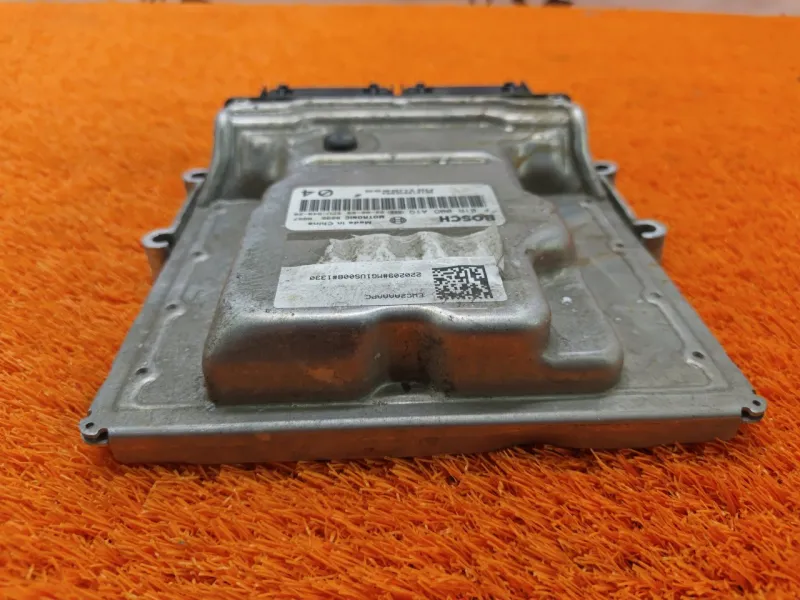 Блок управления двигателем