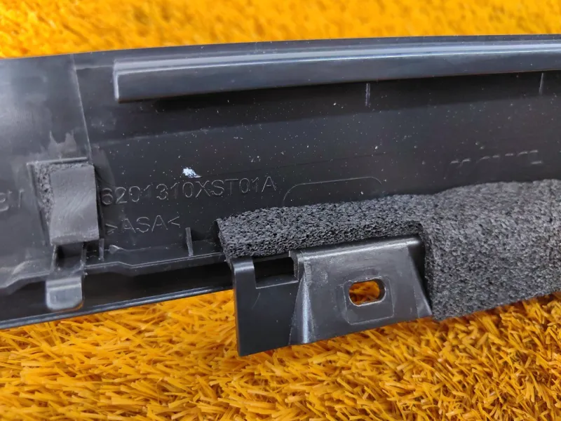 Молдинг двери