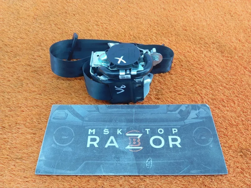 Ремень безопасности