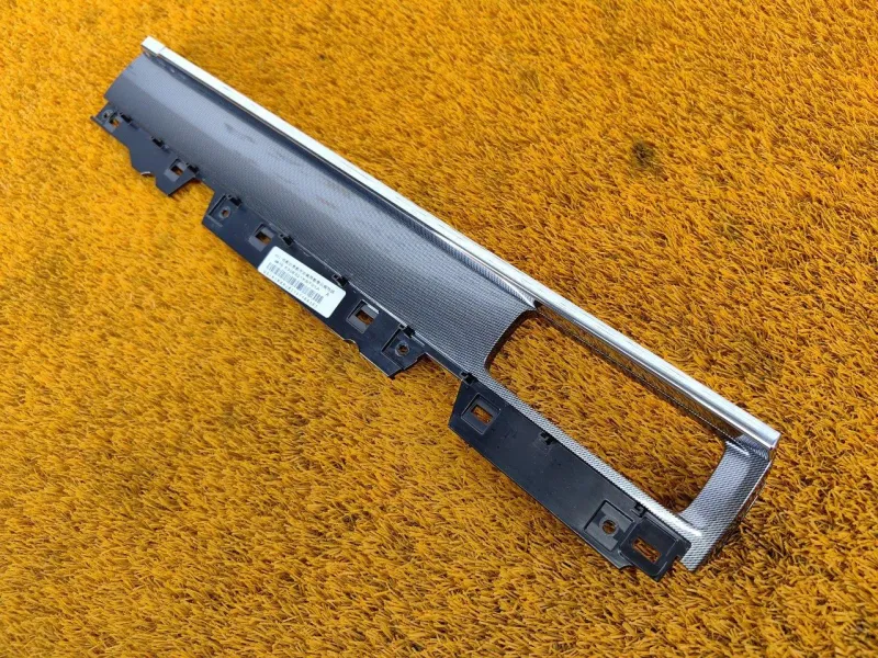 Накладка на торпедо