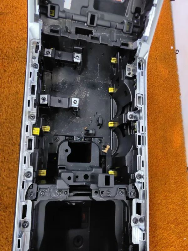 Консоль центральная