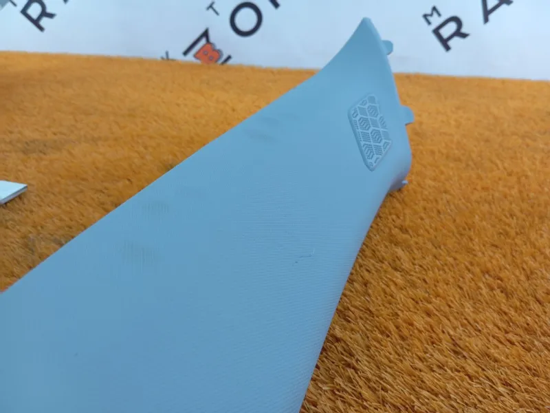 Накладка на стойку кузова