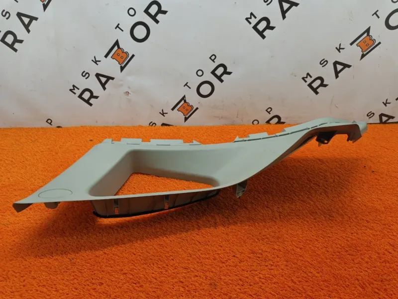 Накладка на стойку кузова