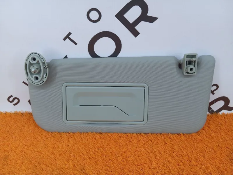 Козырек солнцезащитный