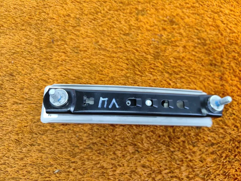 Механизм регулировки ремня безопасности