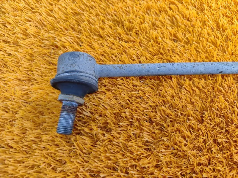 Стойка стабилизатора