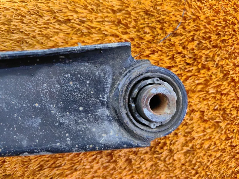 Рычаг подвески