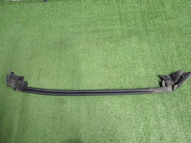 Уплотнитель стекла двери