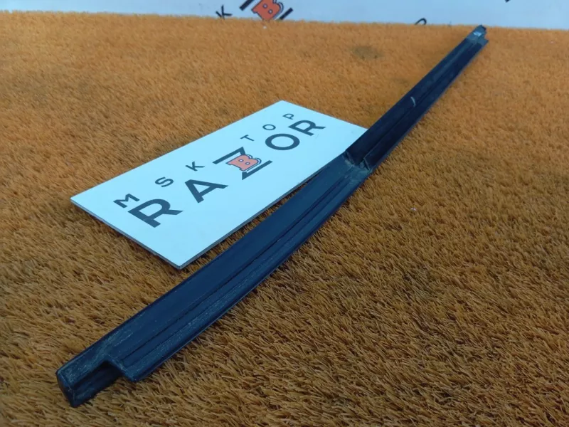 Молдинг двери