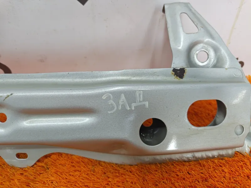 Усилитель бампера