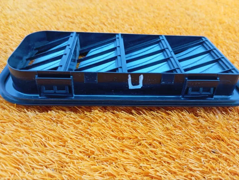 Решетка вентиляционная