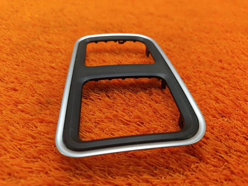 Накладка центральной консоли