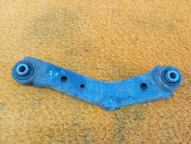 Рычаг подвески