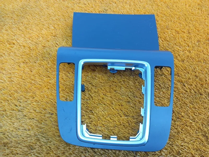 Накладка центральной консоли