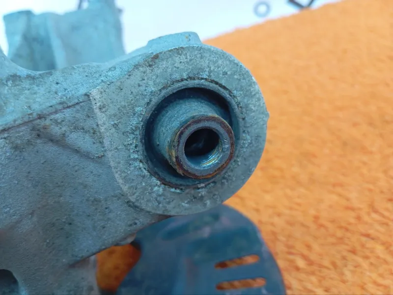 Кулак поворотный