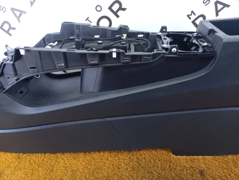 Центральная консоль