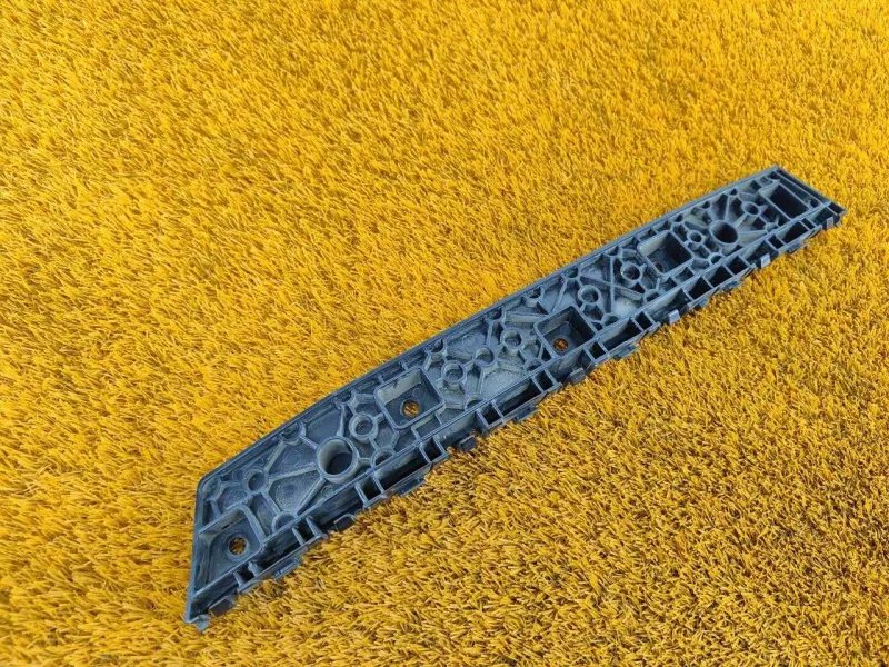 Крепление бампера