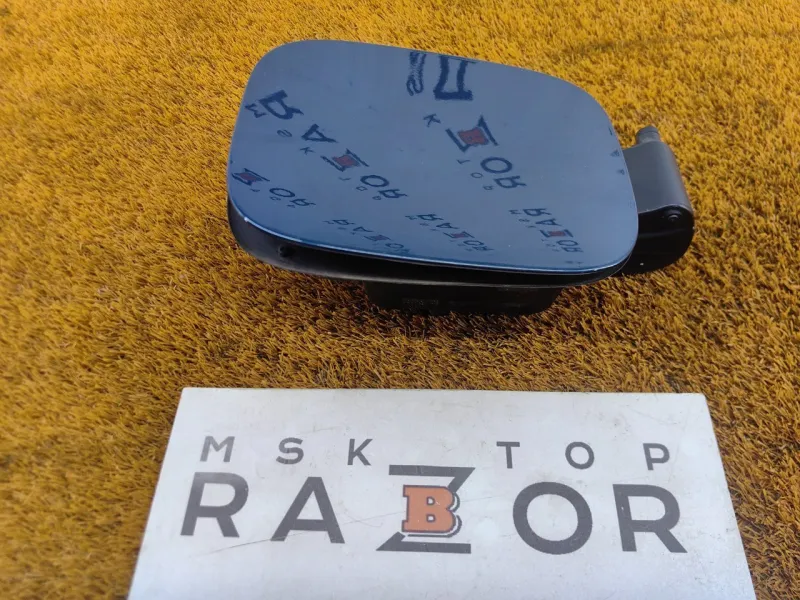 Лючок Бензобака