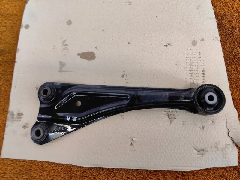 Рычаг подвески