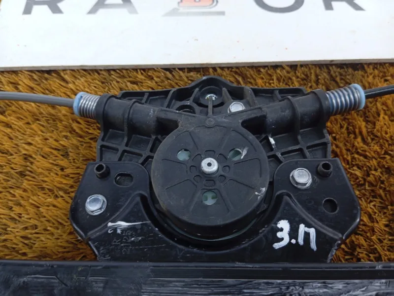 Стеклоподъемник