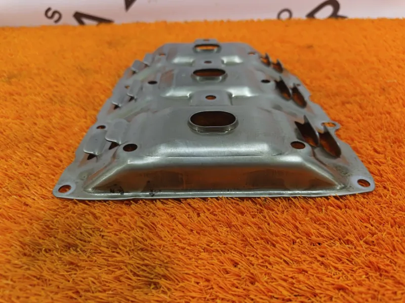 Маслоотражатель