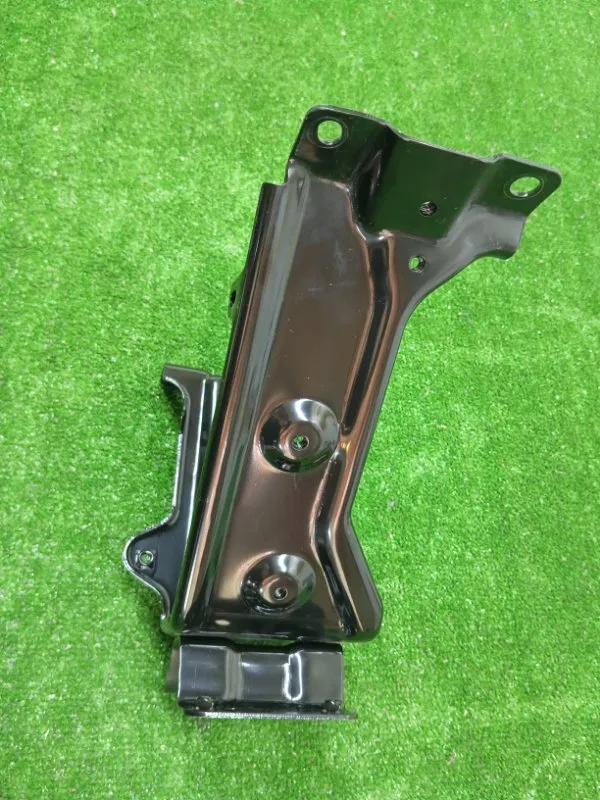 Кронштейн подлокотника