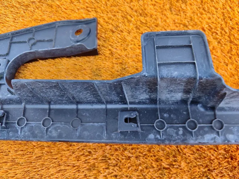 Накладка крыла