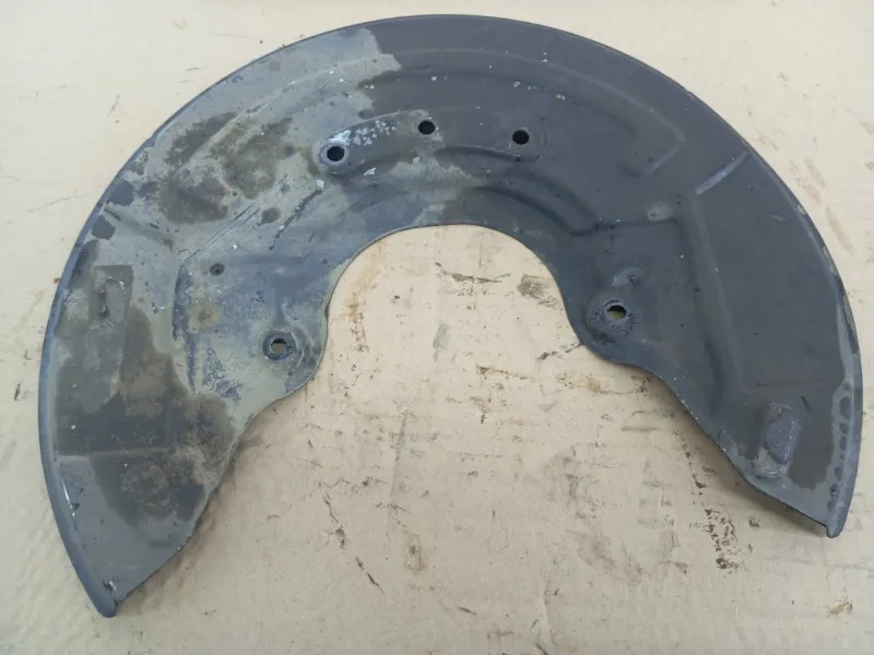 Пыльник тормозного диска