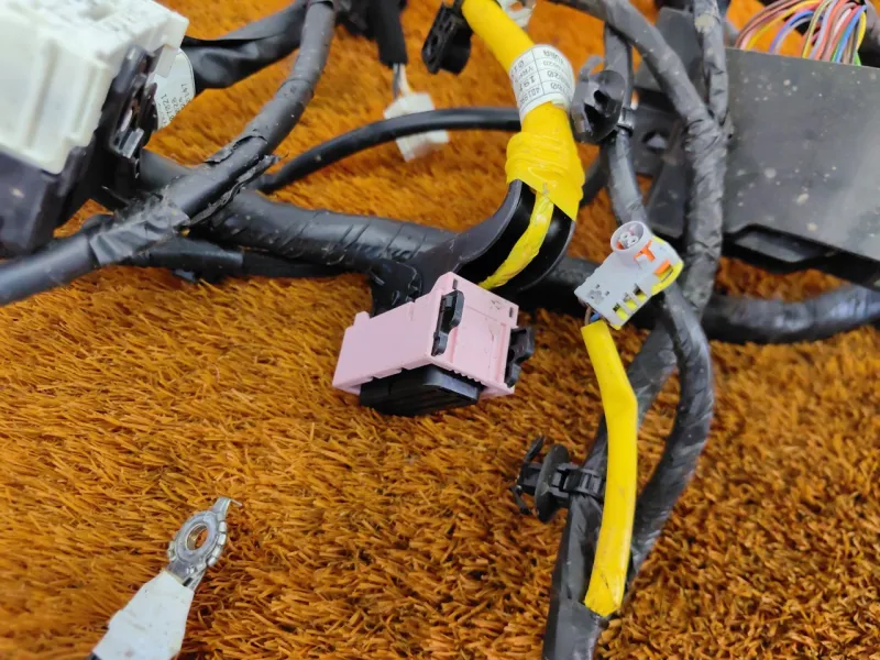 Проводка салона