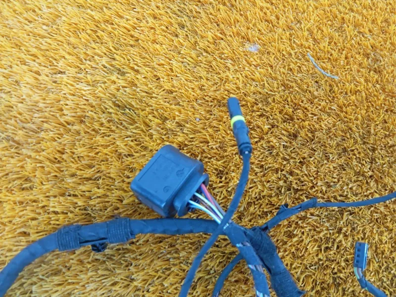 Проводка двери