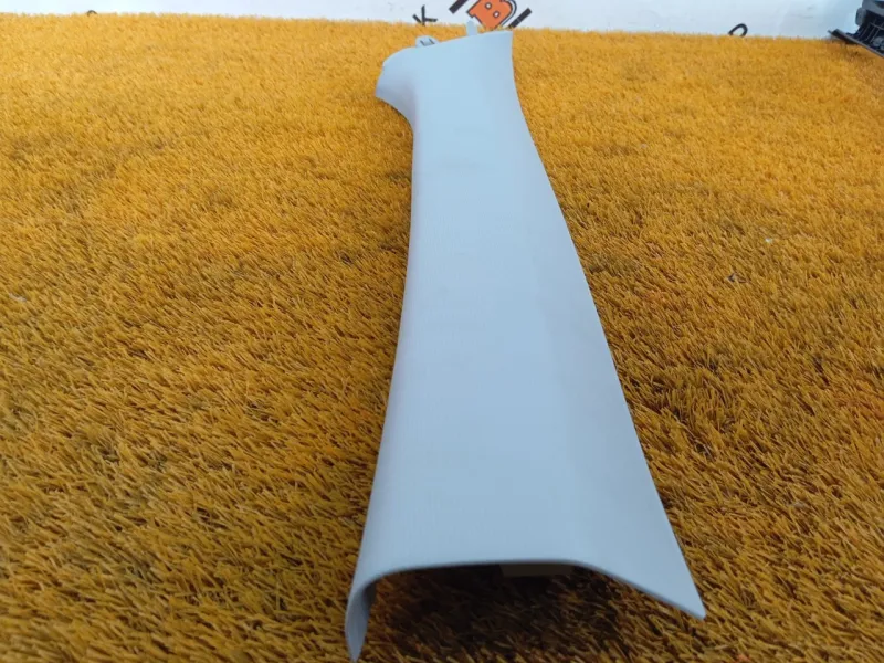 Накладка на стойку кузова