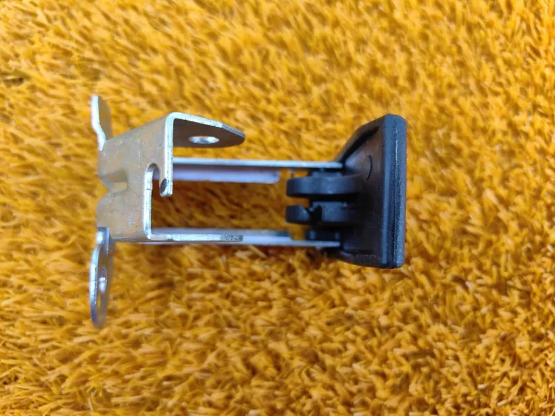 Ручка открывания капота